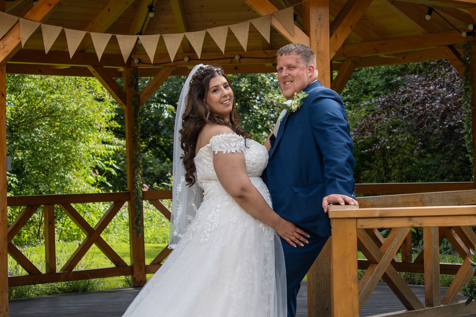 Trusted wedding photographer for your special day - LS Photography