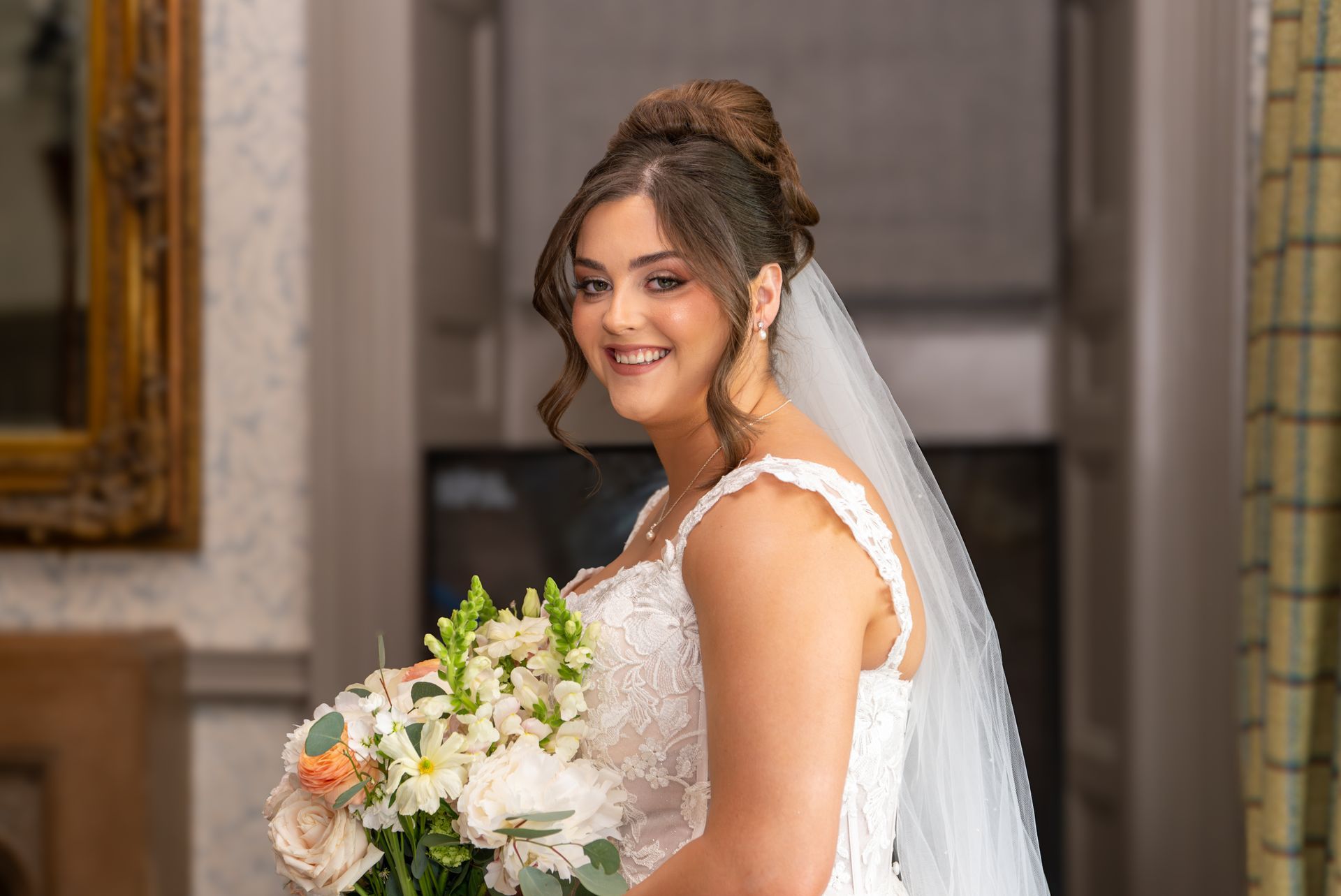 LS Photography - Trusted wedding photographer, lovely bride