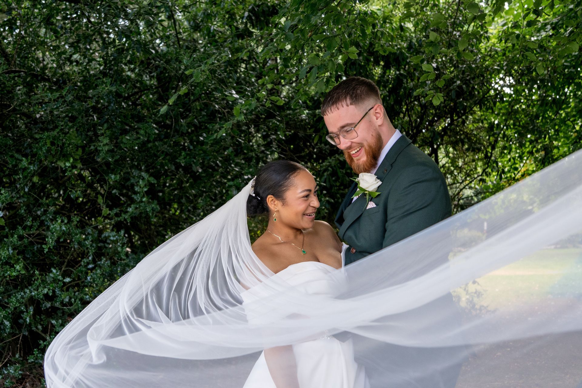 Your trusted wedding photographer in the UK - LS Photography