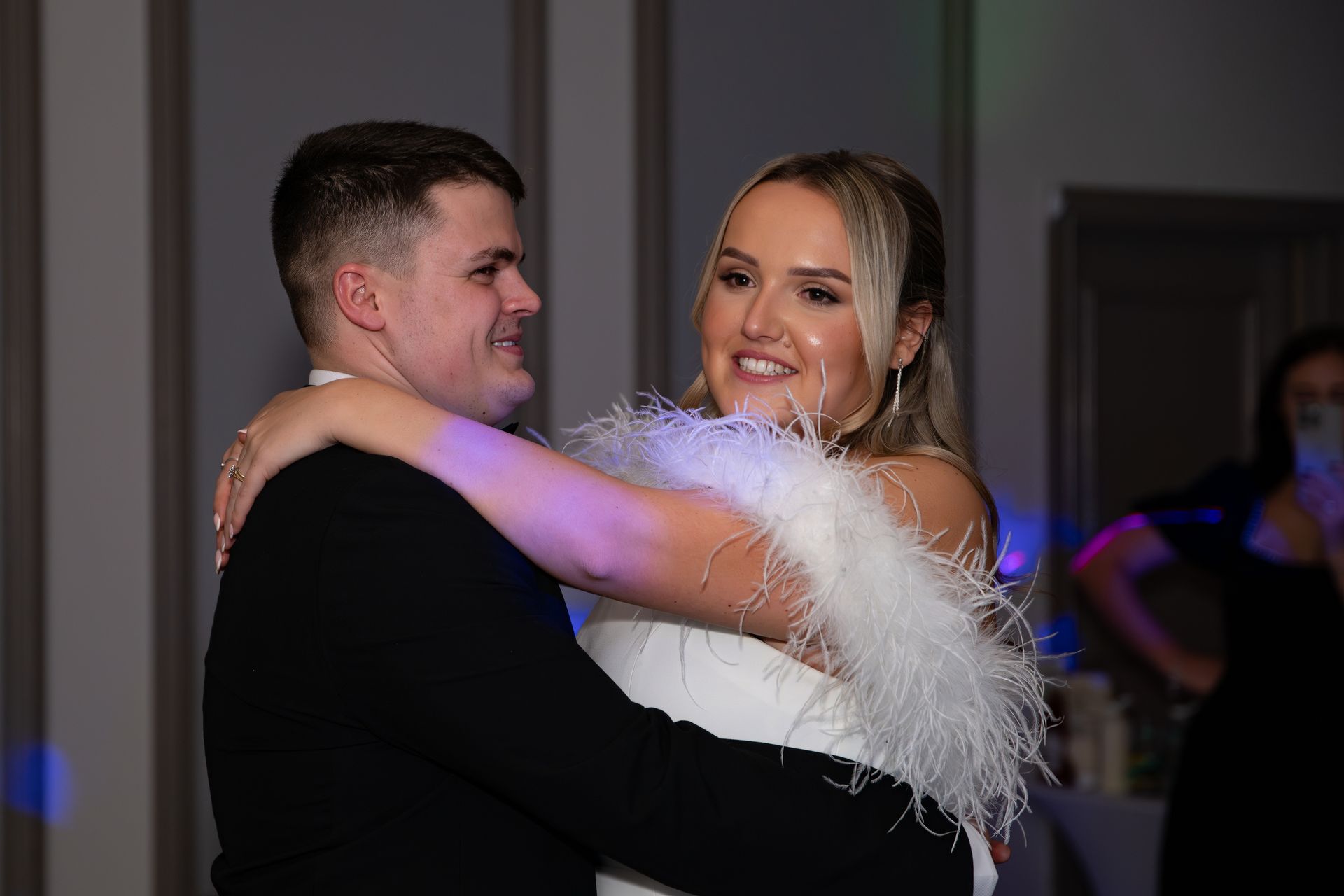 LS Photography - Trusted wedding photographer, bride and groom dancing