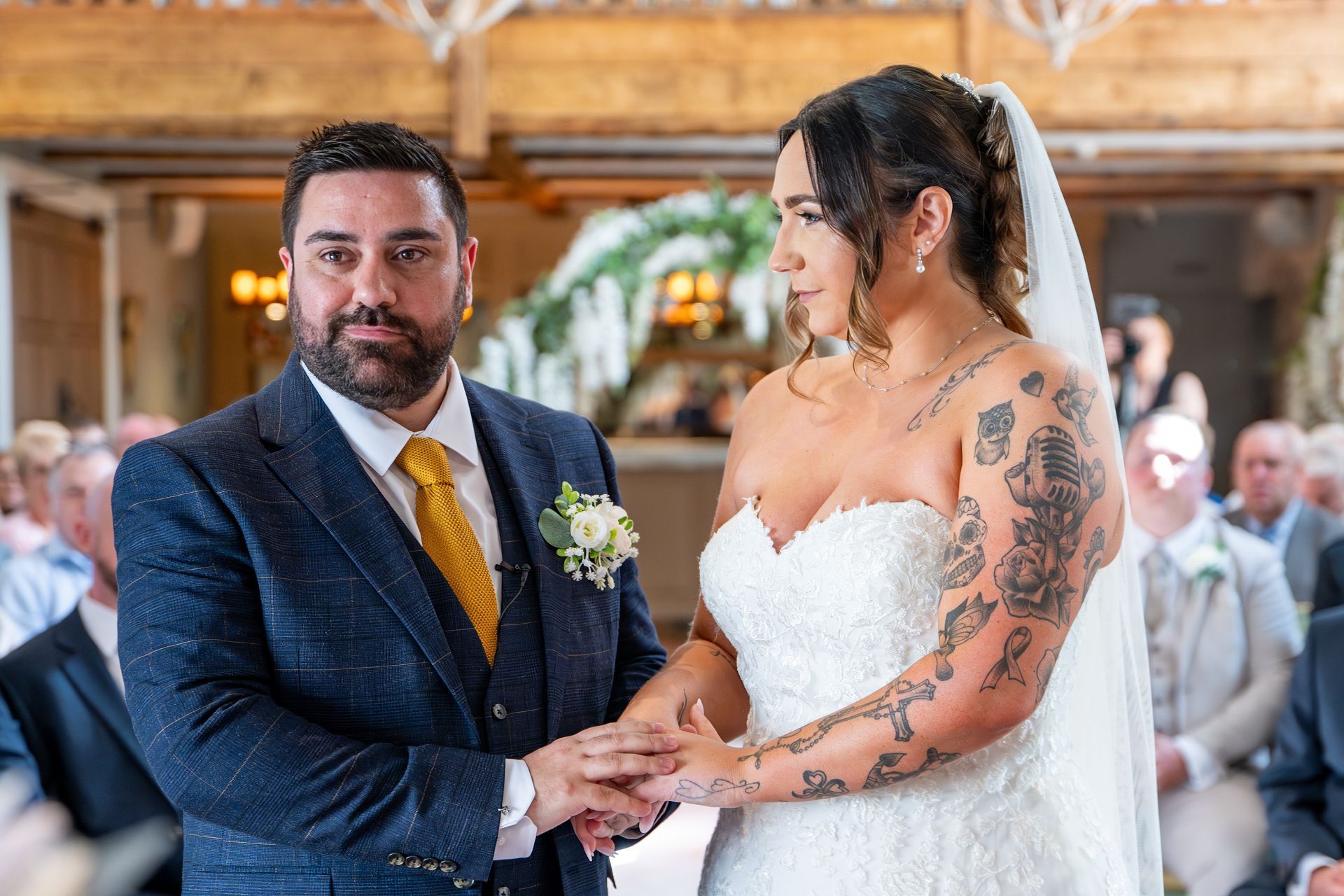 Trusted wedding photographer - LS Photography - exchanging vowels
