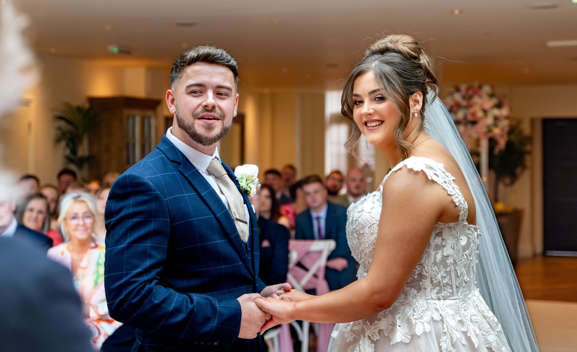 Trusted wedding photographer - LS Photography - vowels