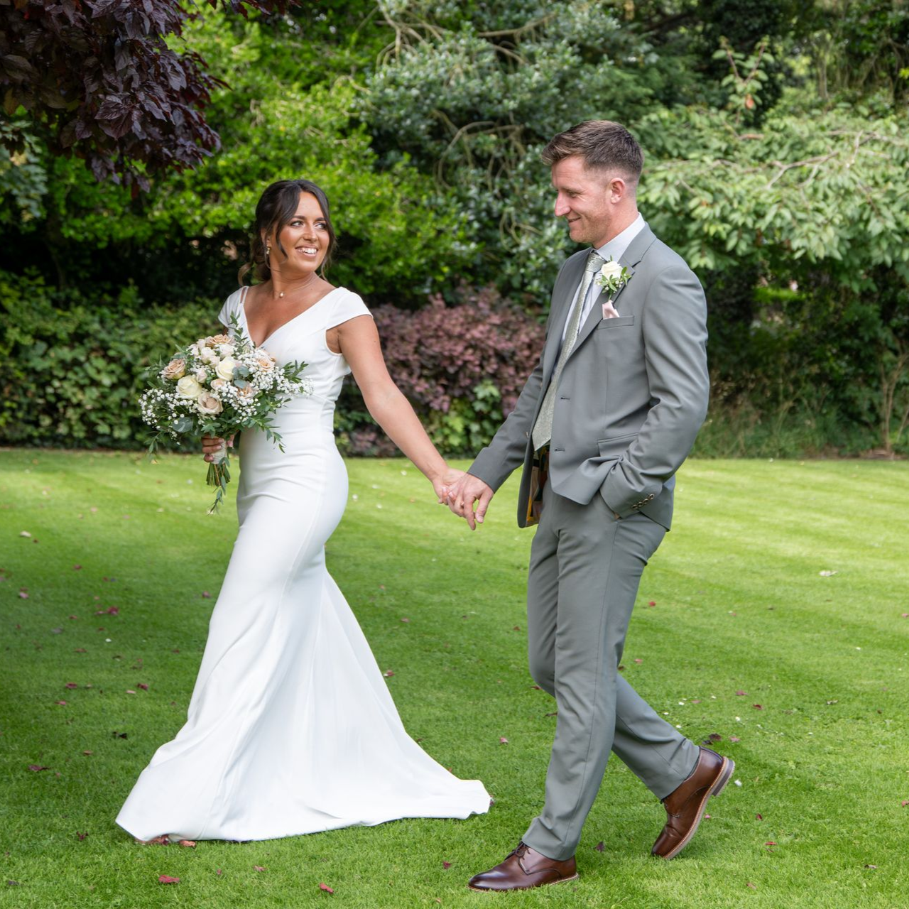 LS Photography - questions to ask wedding photographer, reviews
