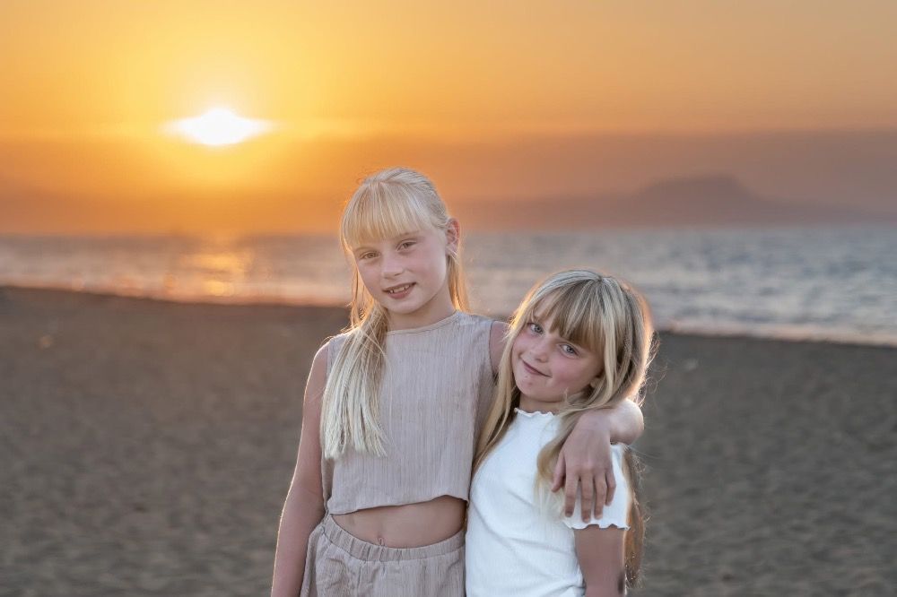 L.S. Photography - your local photographer for wedding and candid family pics
