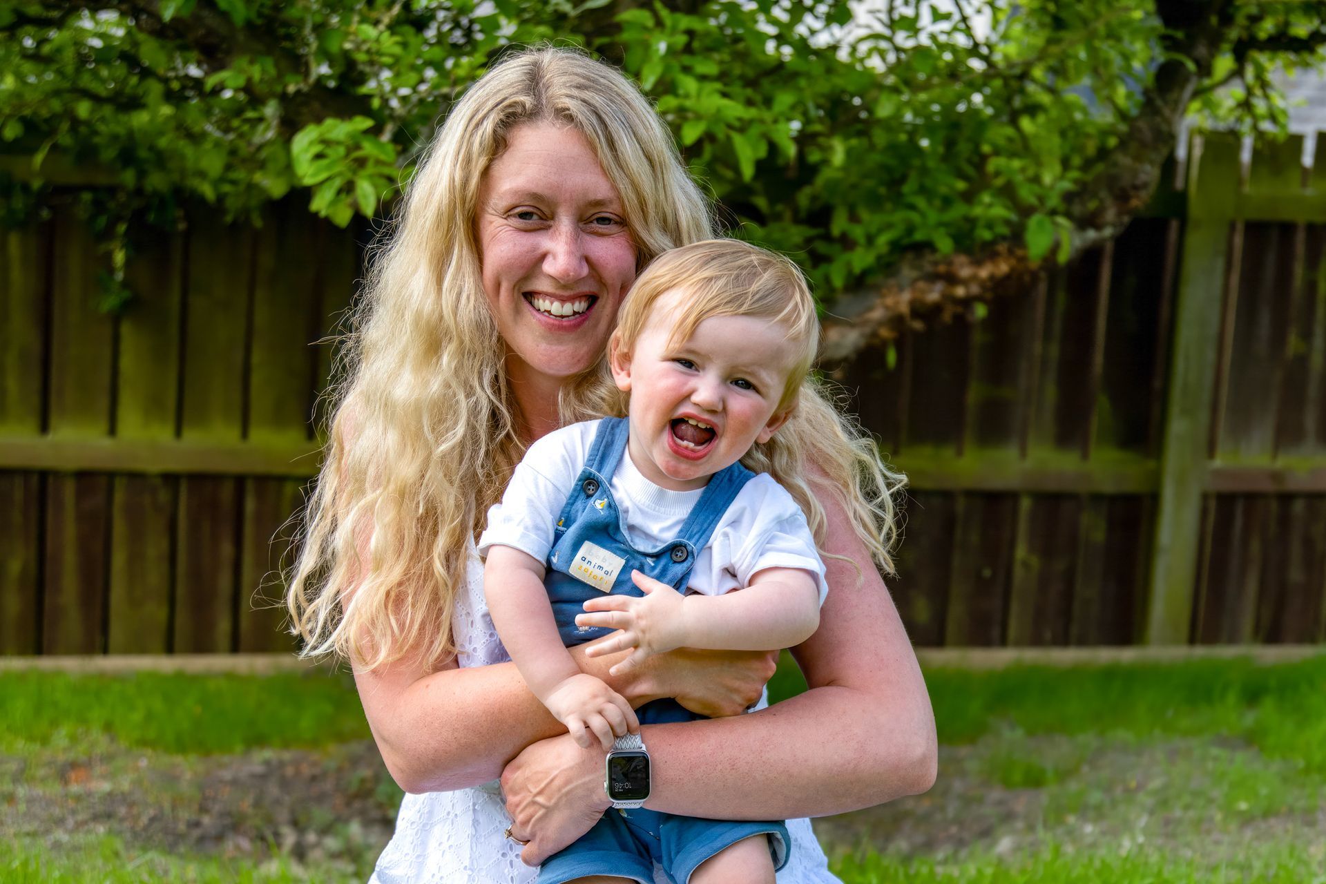 LS Photography - trusted wedding photographer and other occasions, cute family pic