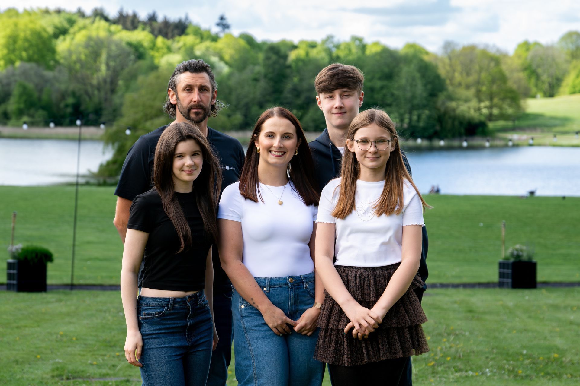 L.S. Photography - your local photographer for weddings and family photos