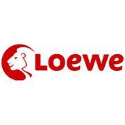 Das Logo von Loewe ist ein roter Löwe im Kreis.