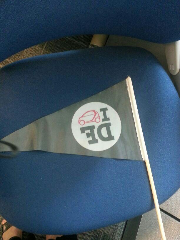 BANDERAS Y BANDEROLAS