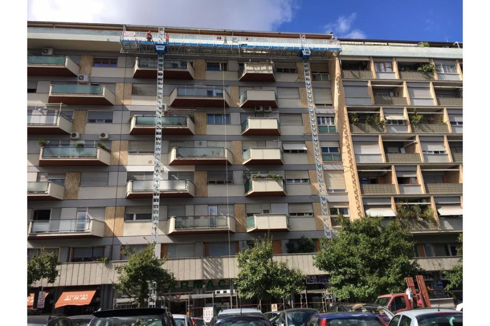 ponteggi per cantieri