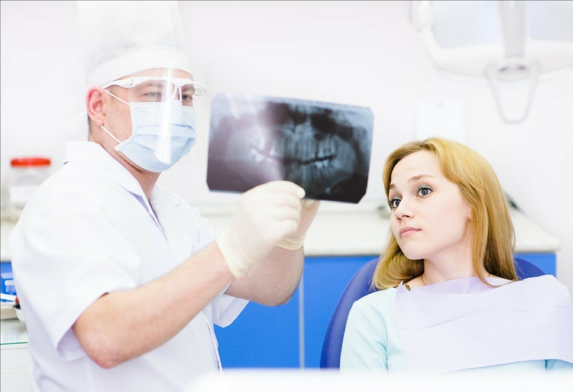 Dentist Showing Dental X-ray — Marysville, WA — Jeffrey L Erwin DDS