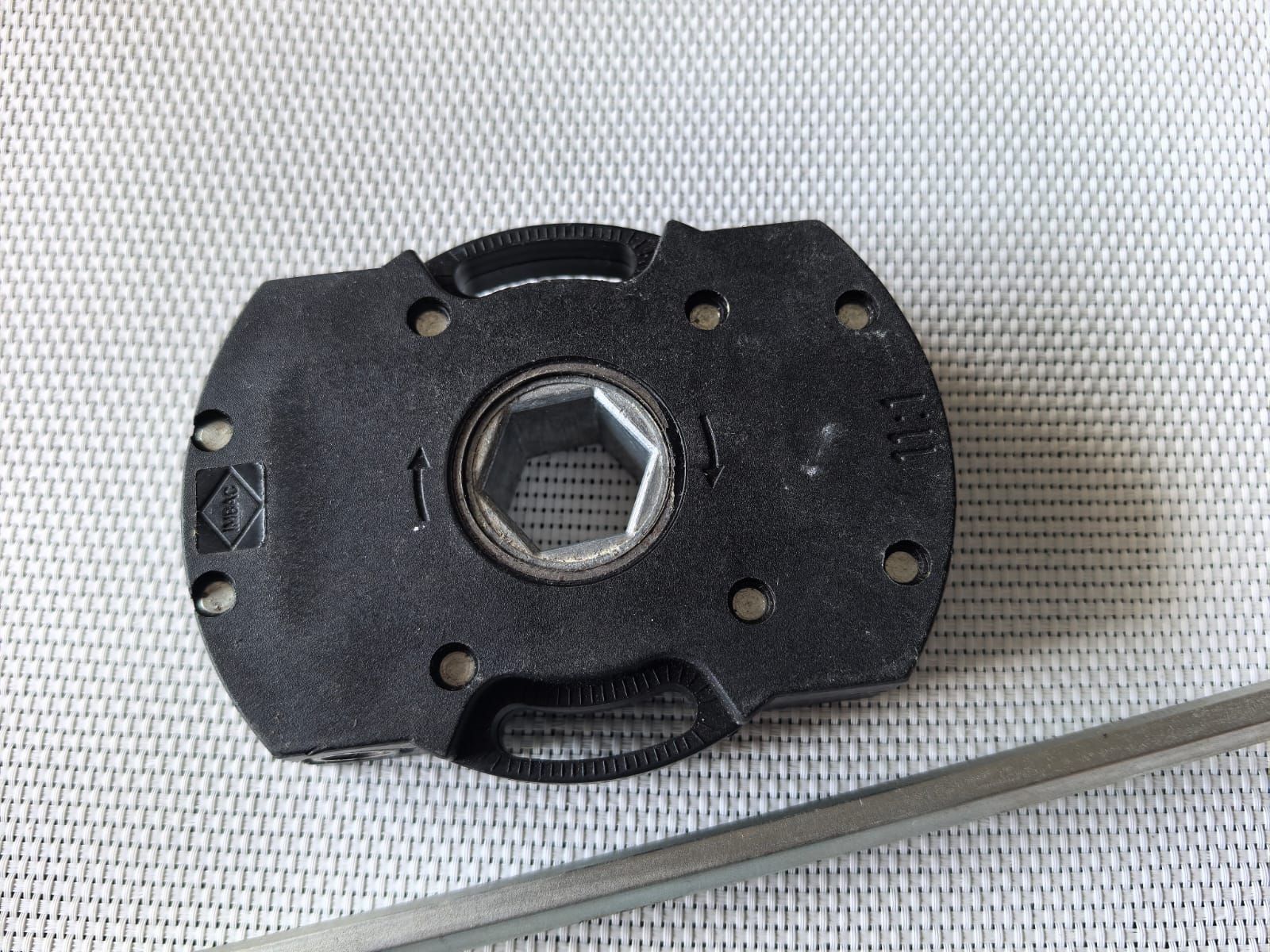 Cardan para cortina manual.