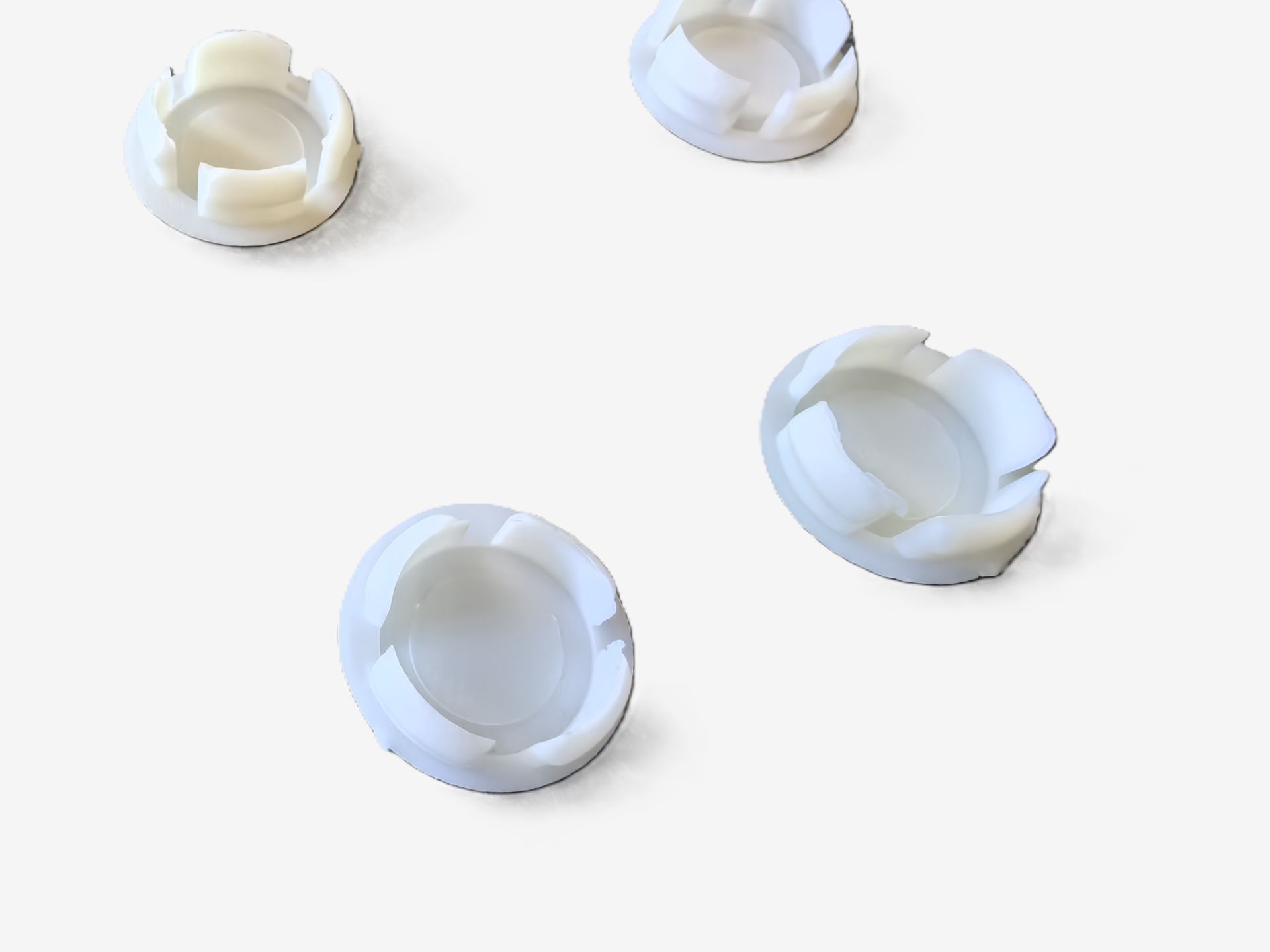 TAPA PLASTICO PERFORACION ALUMINIO