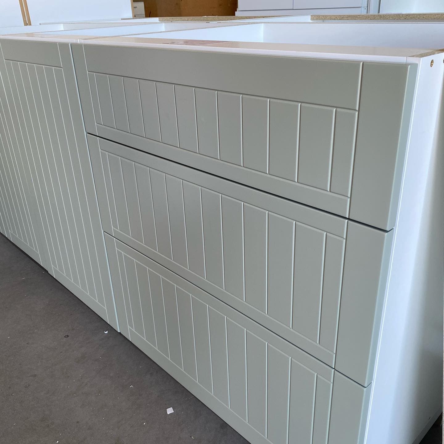 Custom Cabinets without Hardware — Keppel Kitchens in Yeppoon, QLD