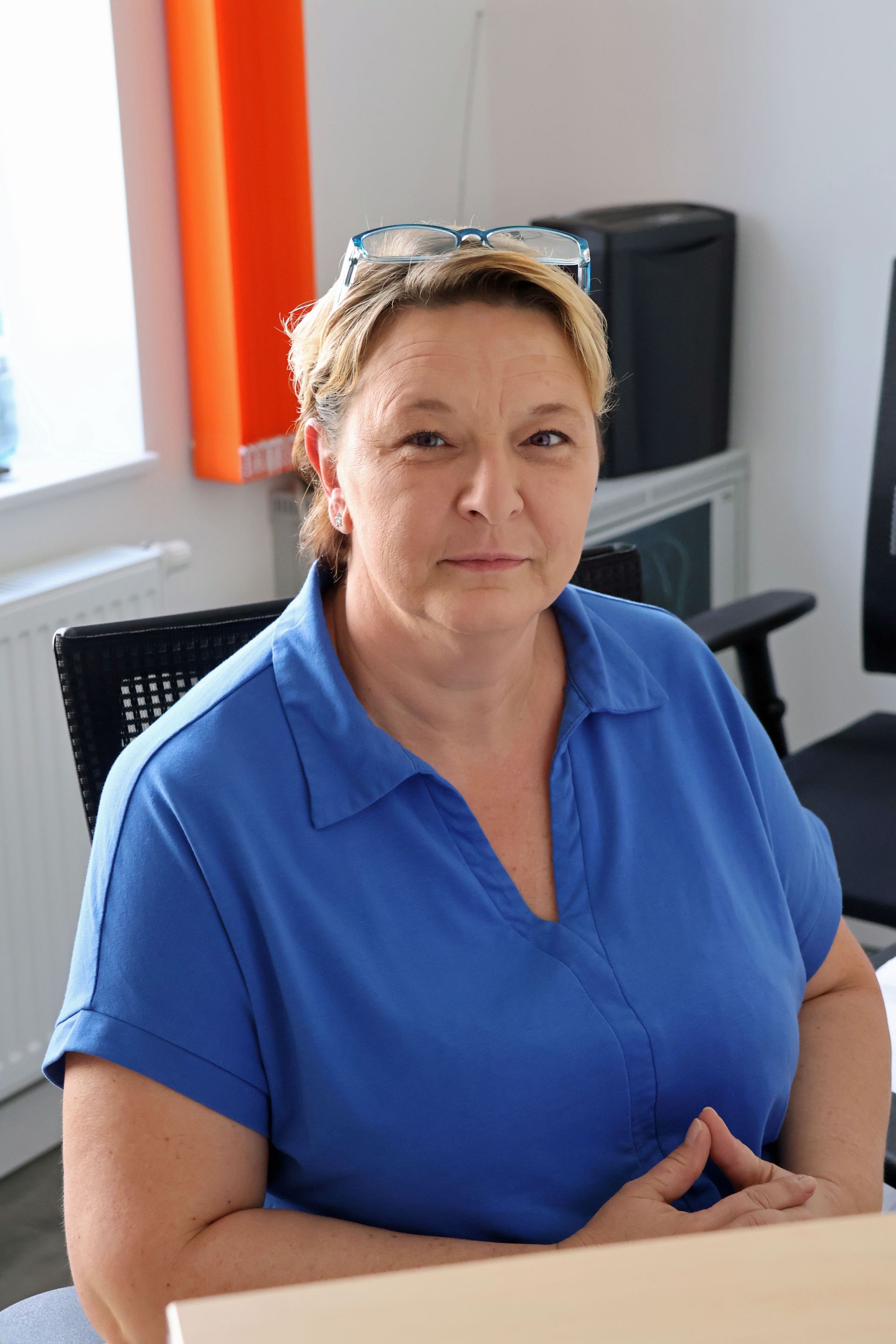 Als ausgebildete Pflegeassistentin mit 15 Jahren Erfahrung im Pflegebereich darf ich das Team um Dr. Fraißler mit Engagement und Leidenschaft für meinen Beruf im administrativen Bereich unterstützen.