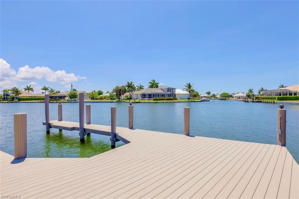 Wooden Deck with Uneven Pillars — Marco Island, FL — Collier Seawall & Dock