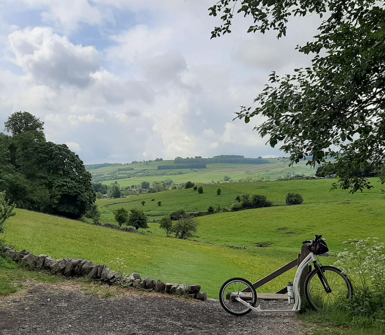 A picture of the Yedoo Trexx hybrid kick scooter on the Monsal Trail, Peak District.