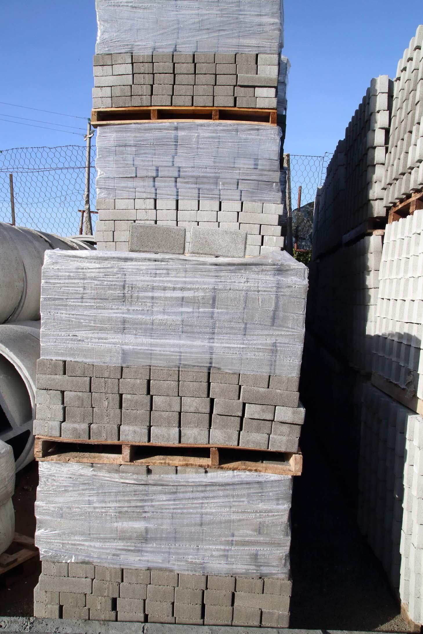 materiale cementizio per edilizia