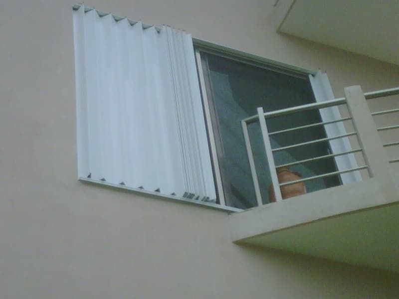 CORTINAS METÁLICAS ARVITE - Practicidad y robustez