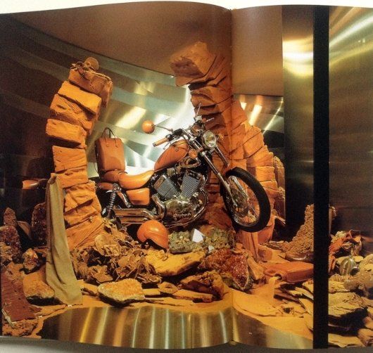 洋書 『Les Vitrines Hermès』ディスプレイ集 写真集 エルメス HERMES Les vitrines】〜エルメスパリ本店のショーウィンドウ