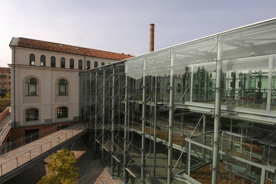 Facciata Poliedra-Sky Glass 180