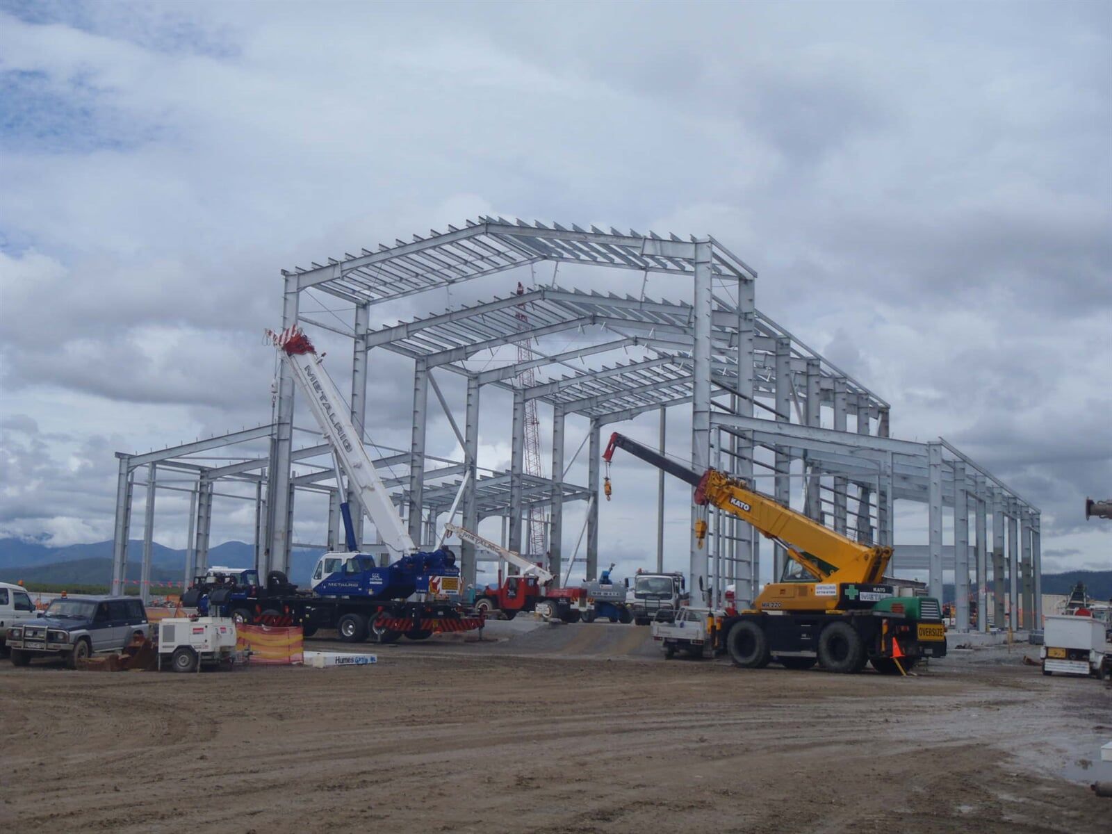 Structural Steel Erection - Crane Hire in Townsville, QLD