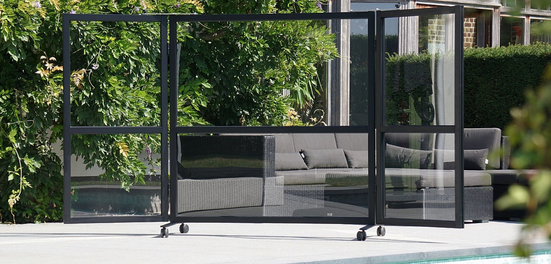 Mobiele windschermen met glas 