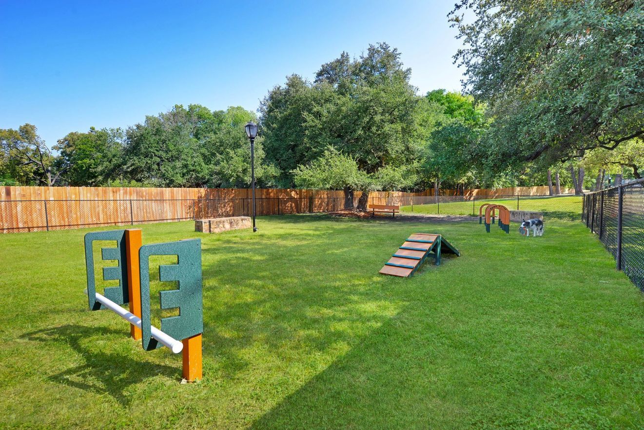 Austin City Lights community lawn game