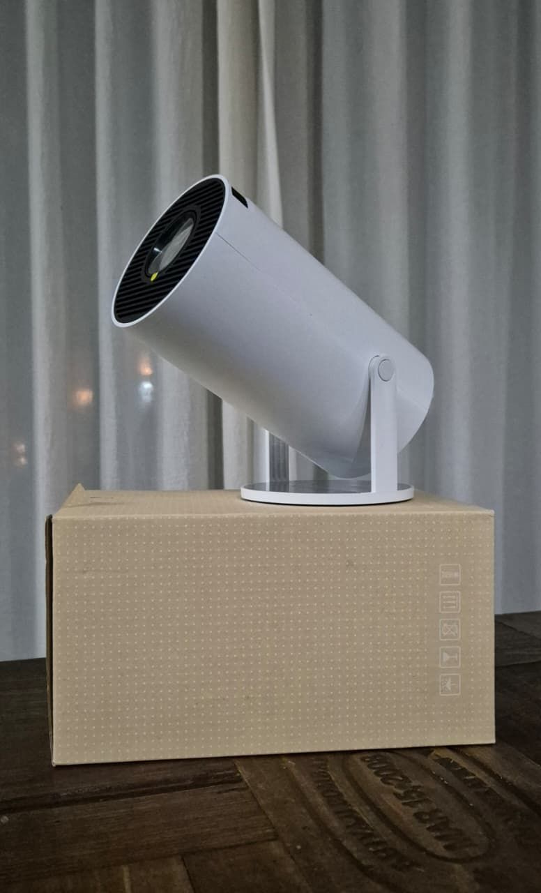 Proyector Multimedia Ultra HD-LED