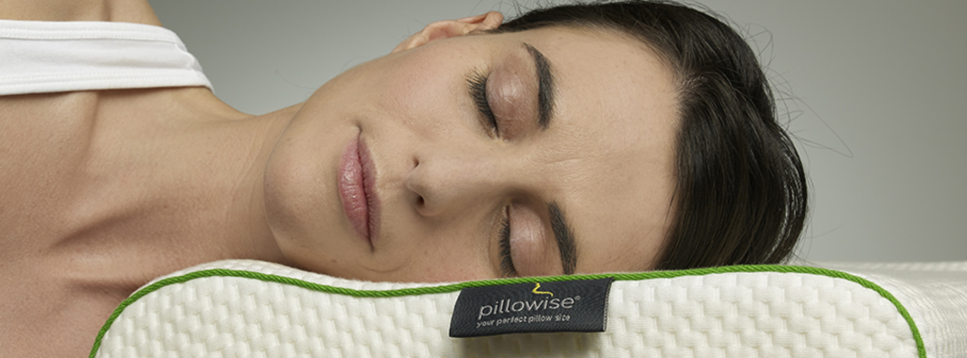 woman sleeping on Pillowise pillow