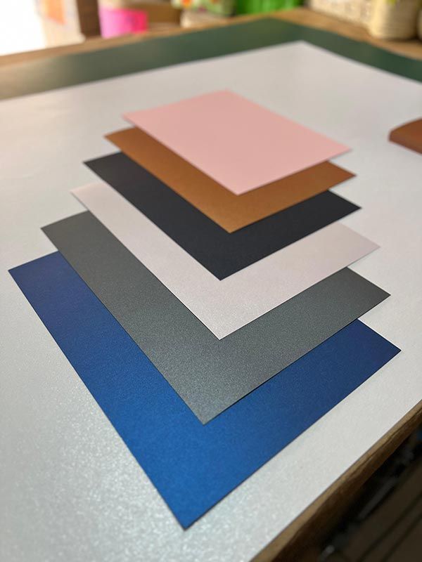 HOJAS PARA DIPLOMAS - COLOR Y PAPEL
