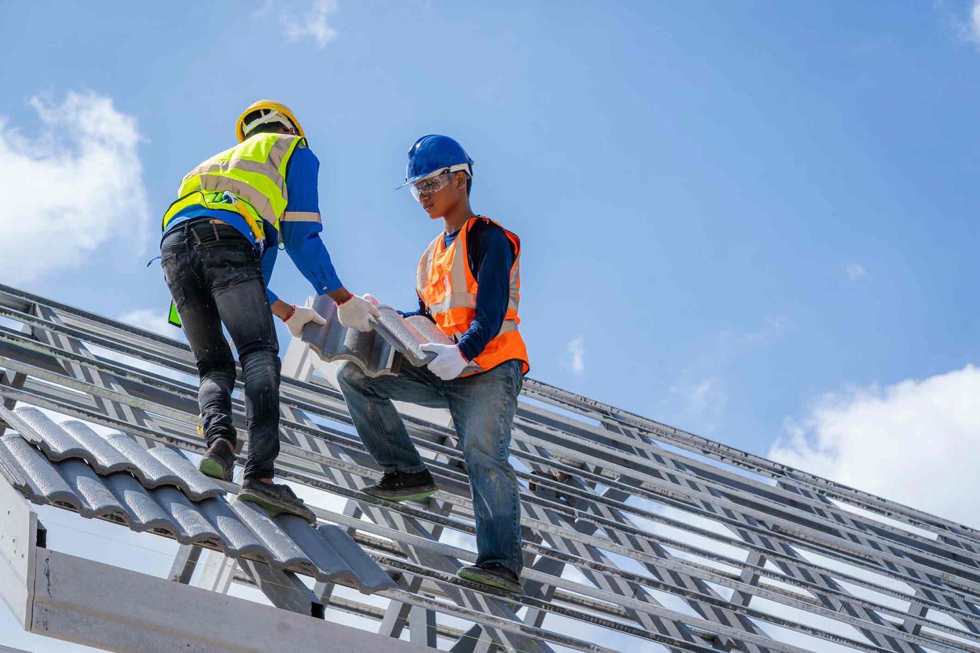 Workers Installing Roof — Cheyenne, WY — Inman Roofing