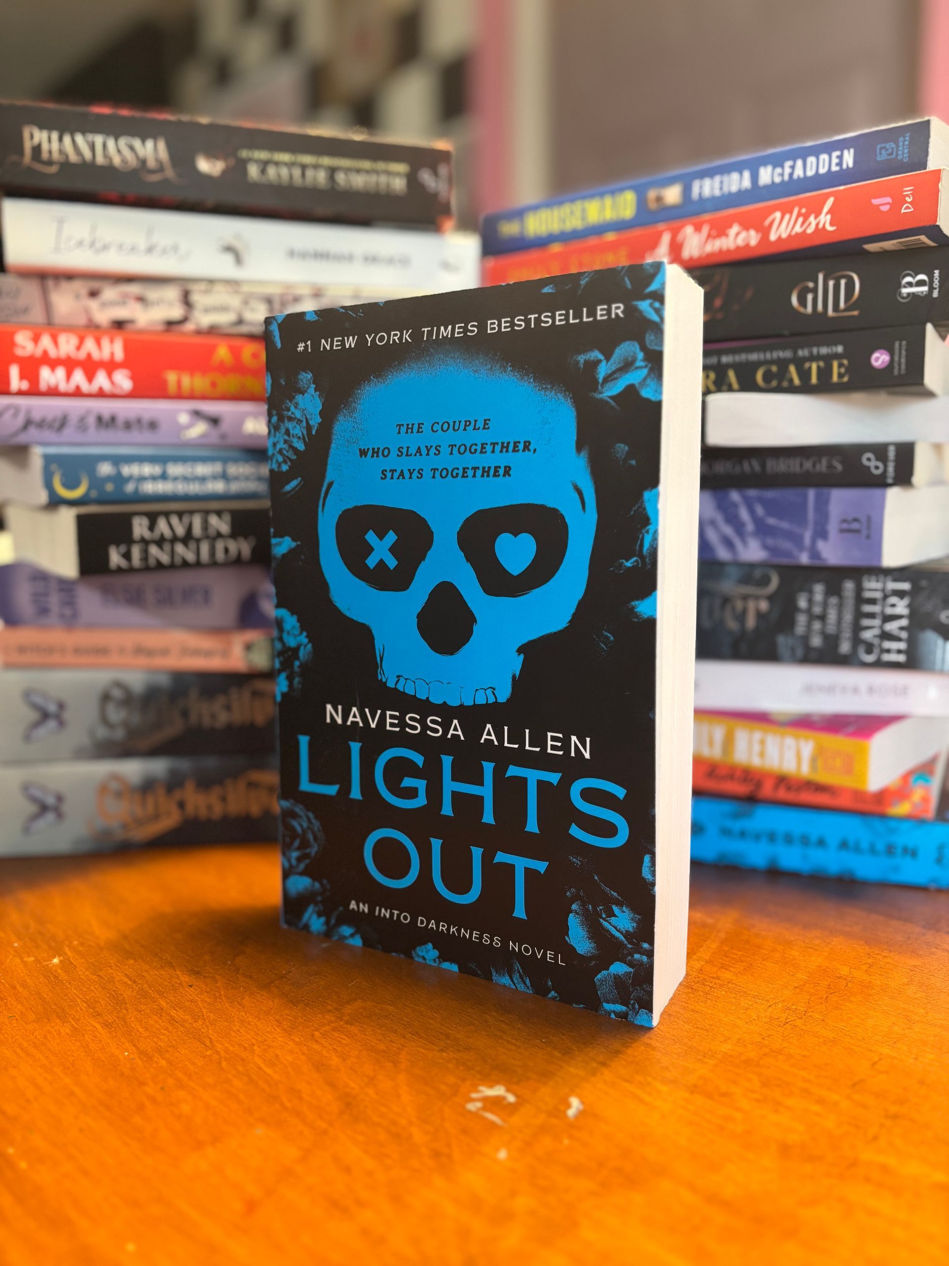 Book box Set- Lights Out by Navessa Allen