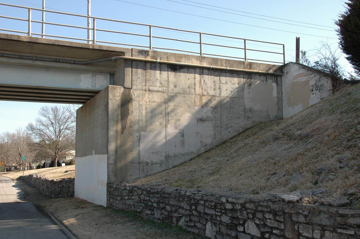 Murals & More Custom Mural Art Helps Bellevue Bridge Stand Out