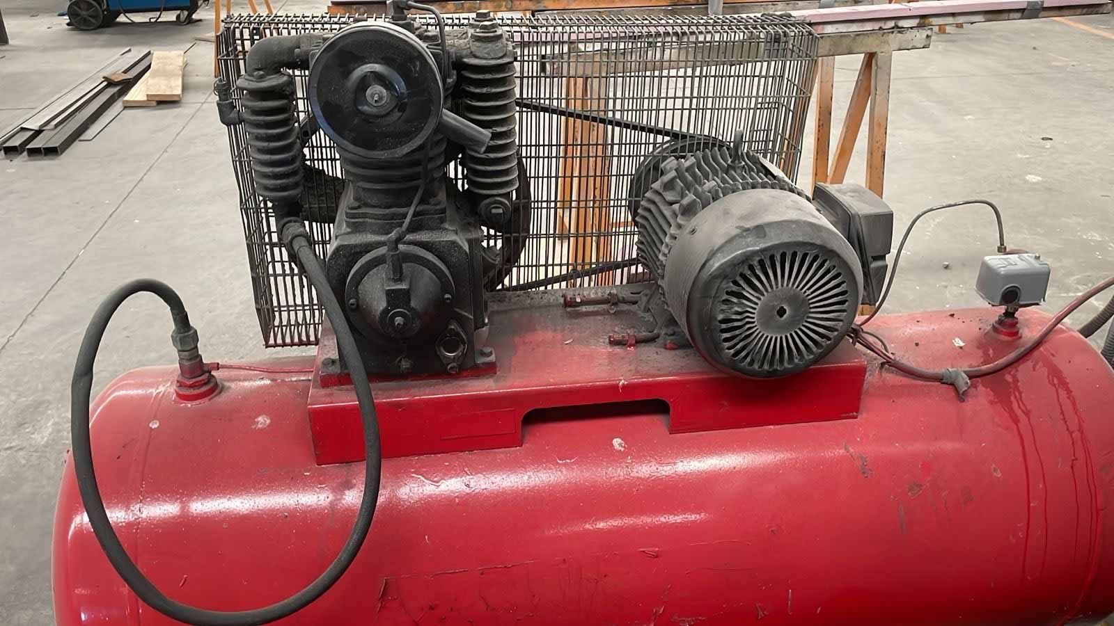 COMPRESORES Y MAQUINARIA G&R