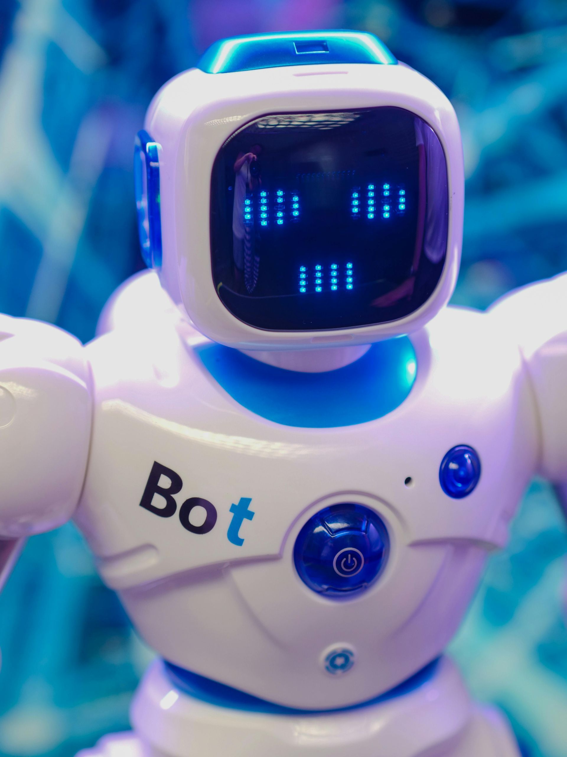 AI virtual assistant chatbot helping business owners automate tasks