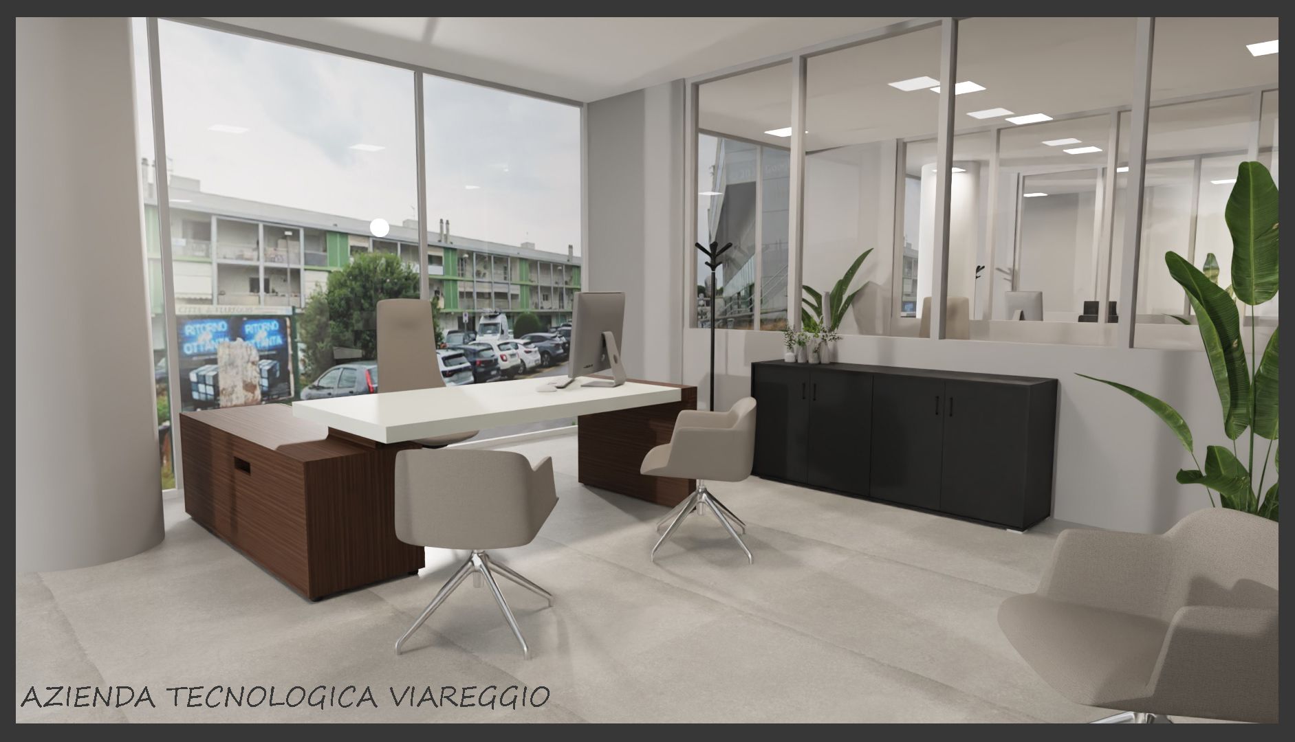 Ufficio moderno con ampie finestre, scrivania, sedie e piante. Combinazione di colori marrone e bianco.