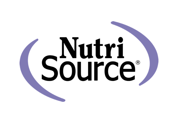 Le logo de nutri source est violet et noir