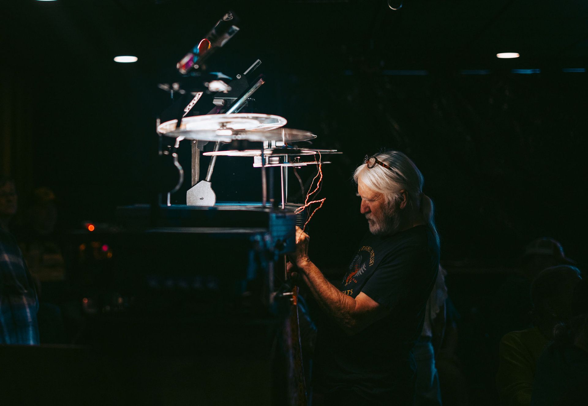 Visual Vinyl Liquid Light Show at The Happy Productions Listening Room in Cambridge Minnesota