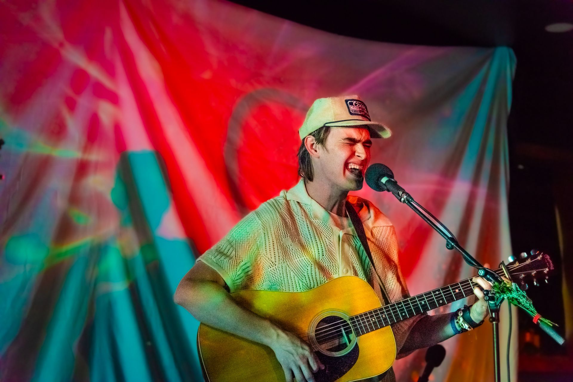 Dellwood & Visual Vinyl Liquid Light Show at The Happy Productions Listening Room in Cambridge Minnesota