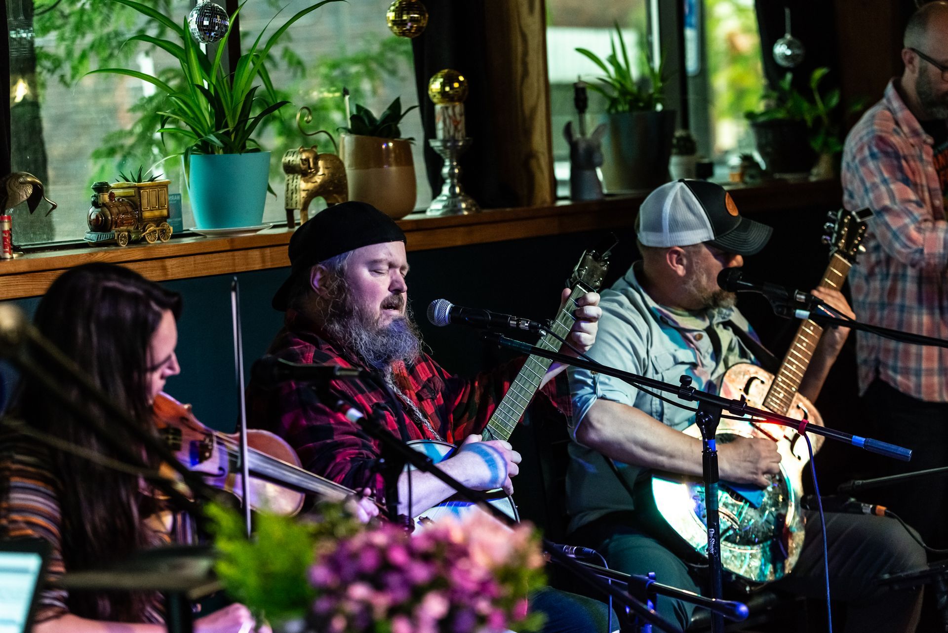 Saint Paul Mudsteppers at The Happy Productions Listening Room in Cambridge, Minnesota