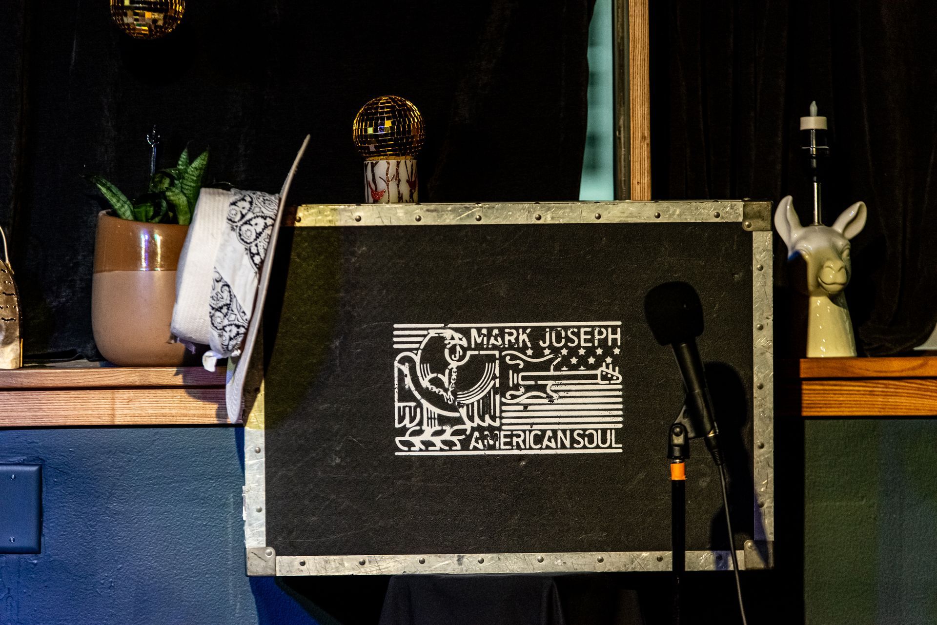 Mark Joseph at The Happy Productions Listening Room in Cambridge Minnesota