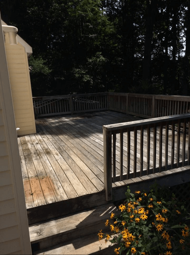 Terrace of a House Before Power Washing – Kents Store, VA – Central Virginia Power Washing