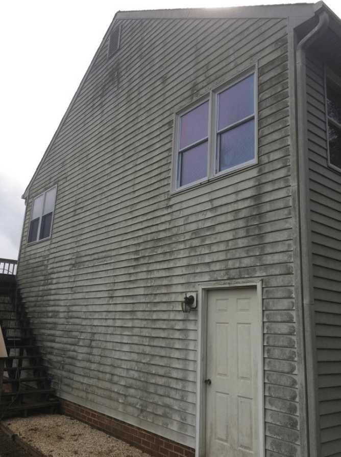 Wall of a Two-Storey House Before Power Washing – Kents Store, VA – Central Virginia Power Washing