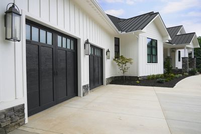 Garage door - Wikipedia