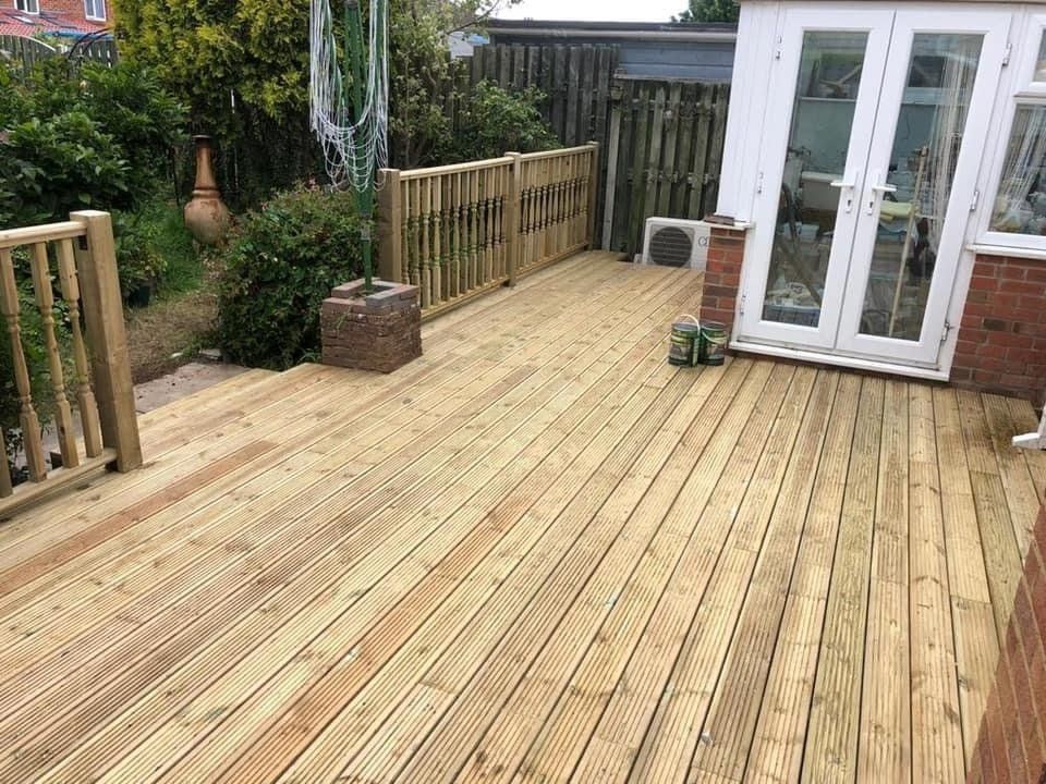 E & M Driveway, patio, decking Cleaning Portsmouth