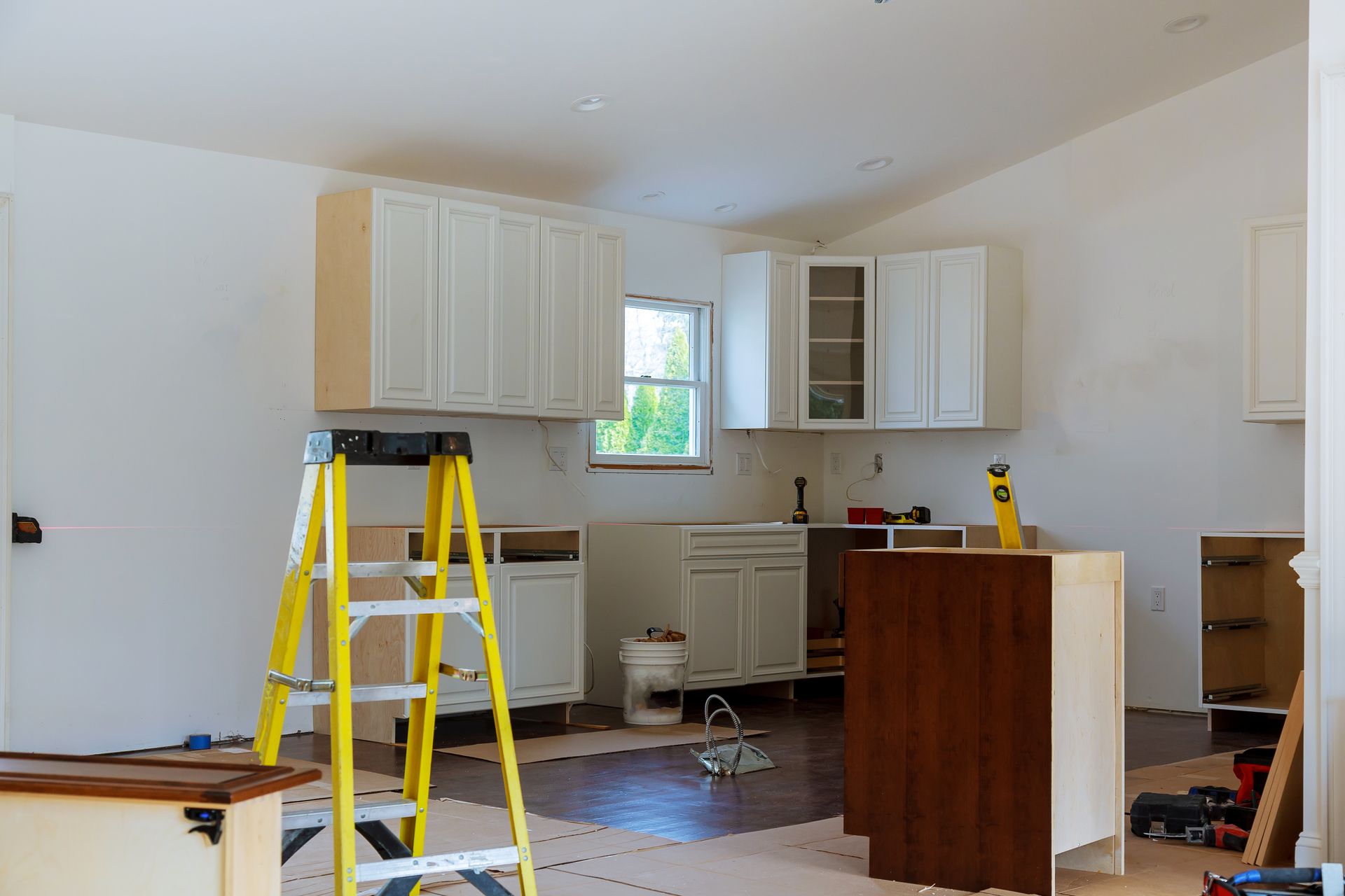 kitchen cabinet installation