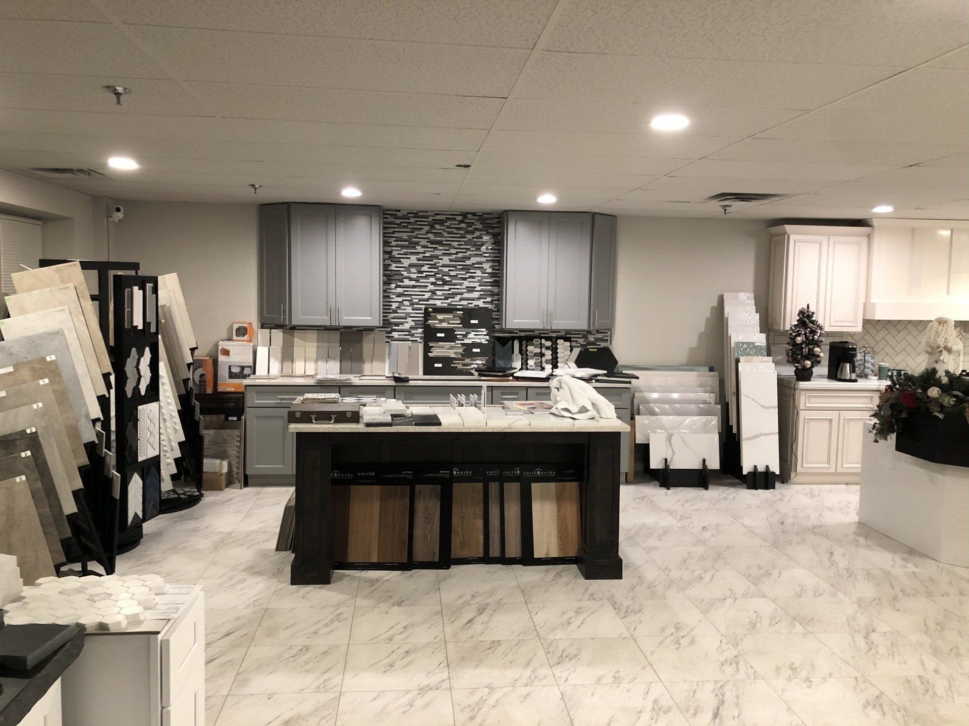 A kitchen and bathroom showroom in St.Paul, MN