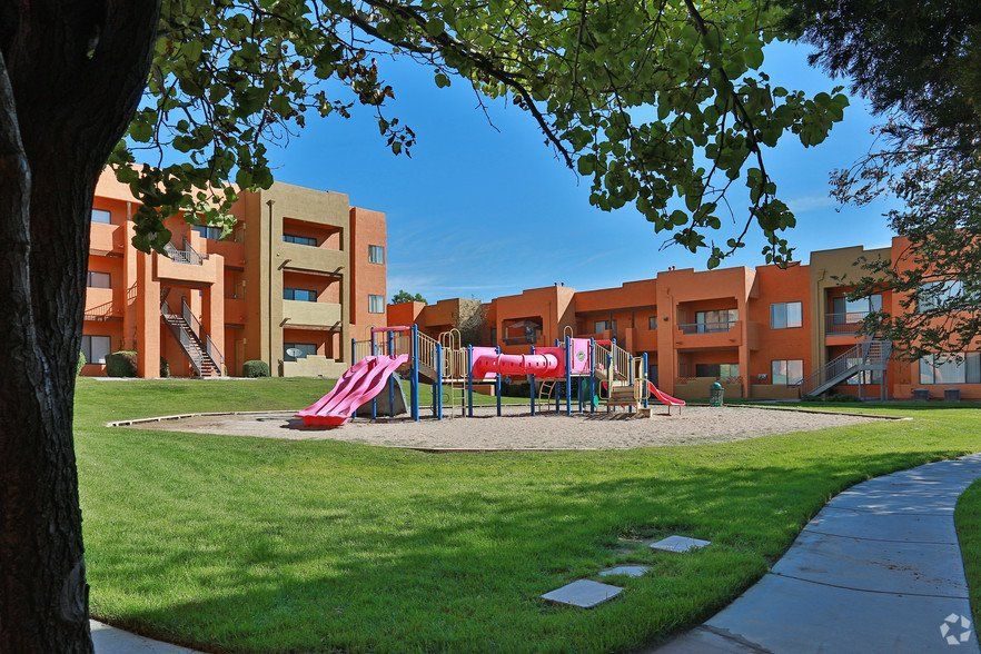 Cottonwood Ranch Apartments