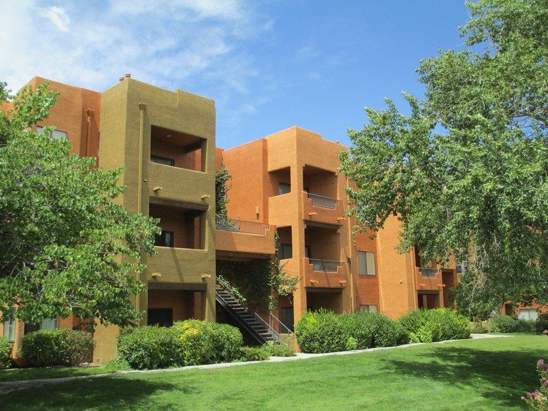 Cottonwood Ranch Apartments