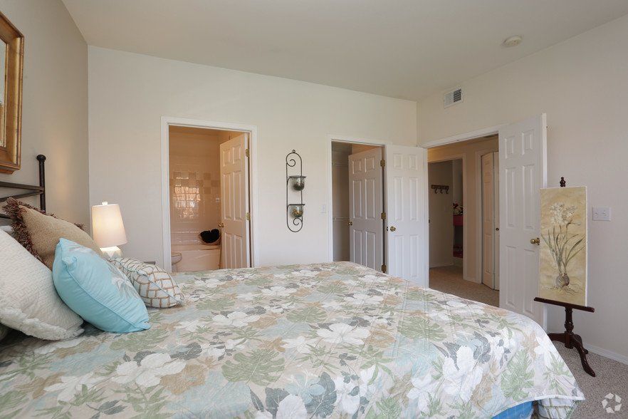 Cottonwood Ranch Apartments